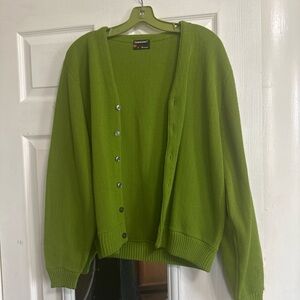 Towncraft Olive Green Button-Up Women's Cardigan